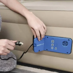 Bestway Alwayzaire Airbed Fortech Queen 2-Personbuilt-In Pump 69032 -Best Journeys Area bestway alwayzaire airbed fortech queen 2 personbuilt in pump 69032 3