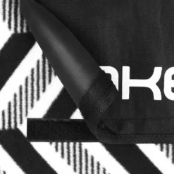 Spokey Picnic Zigzag Blanket -Best Journeys Area spokey picnic zigzag blanket 5